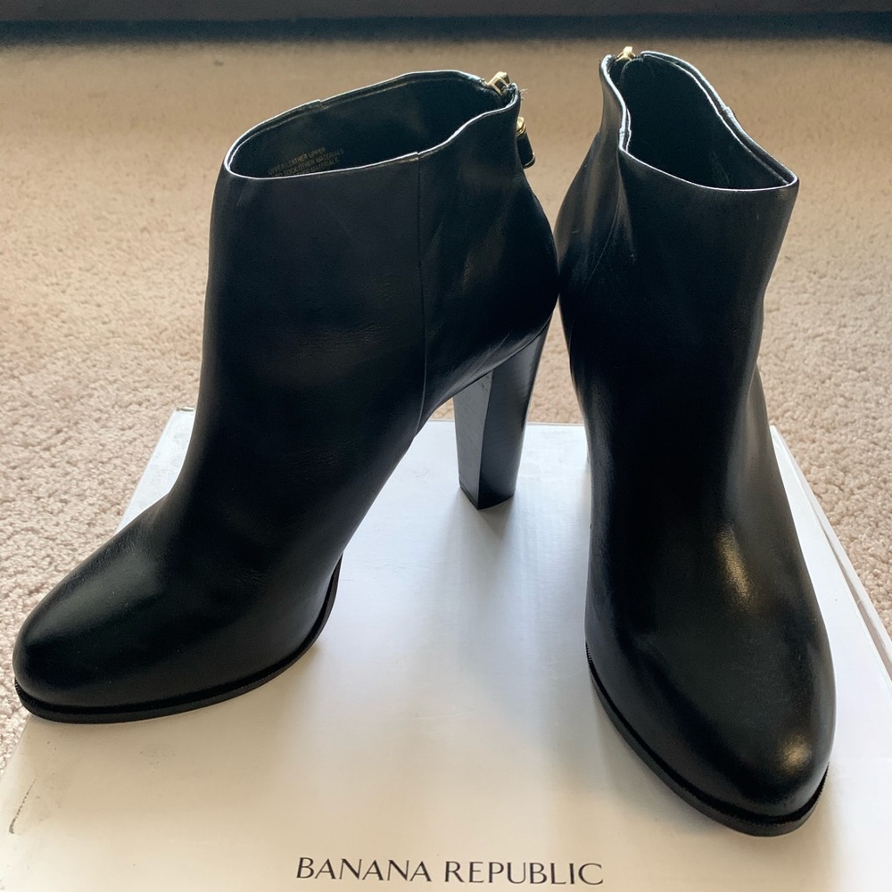 Banana Republic High Heels Boots